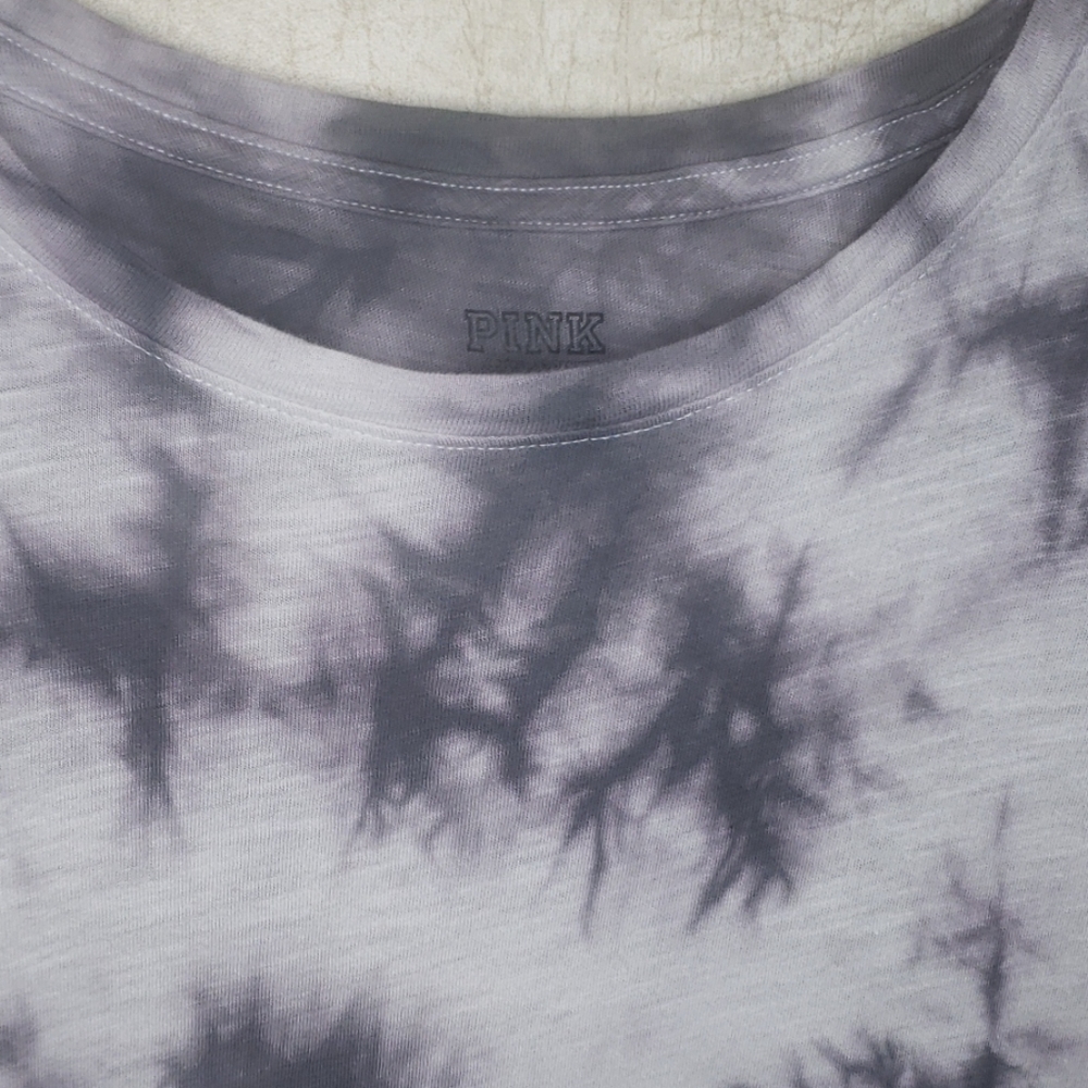 💜VS PINK Tie Dye Tee - Picture 2 of 3